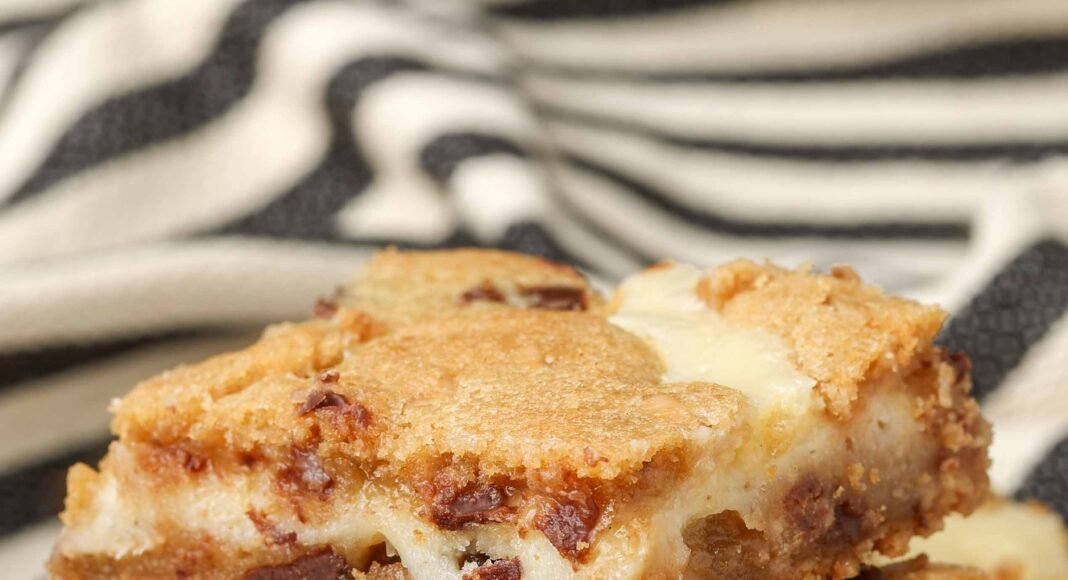 The Best Cheesecake Cookie Bars