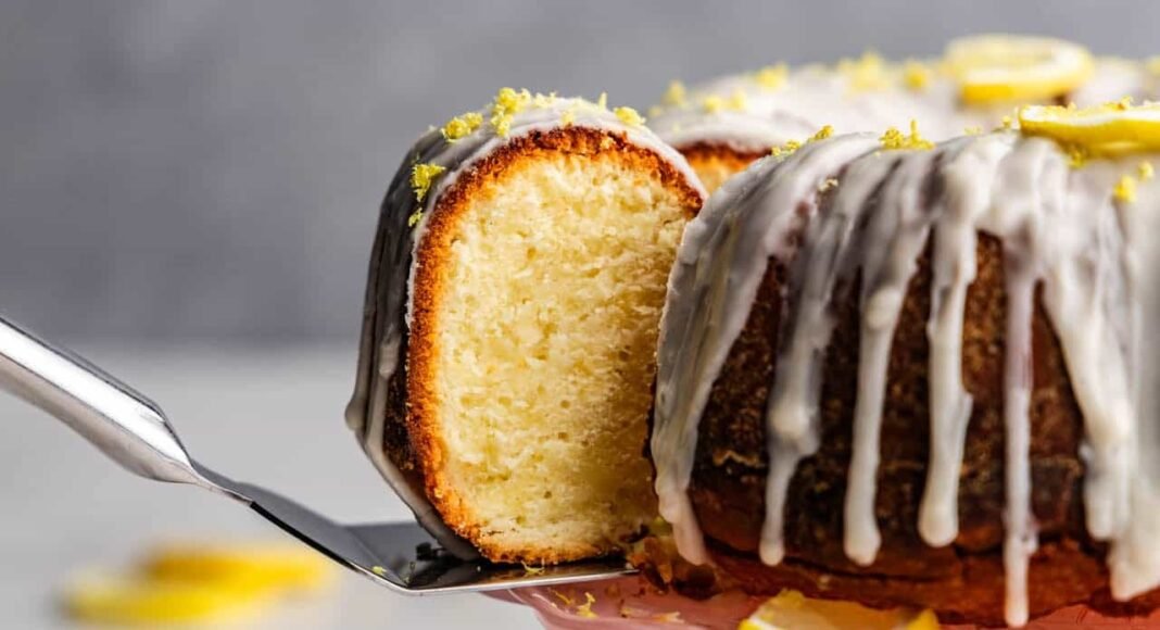 Old Fashioned Lemon Pound Cake