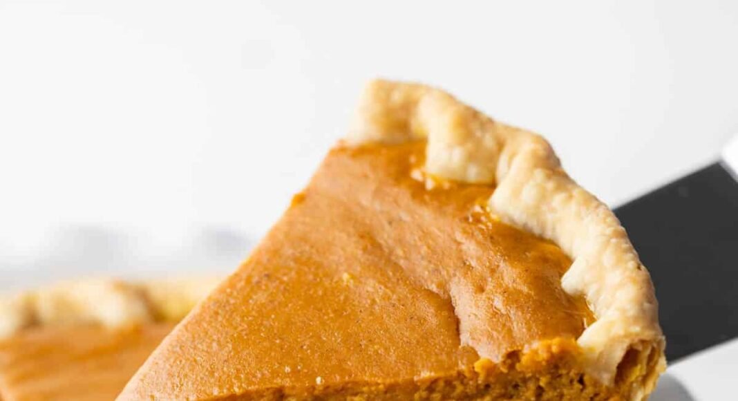 Easy Homemade Pumpkin Pie