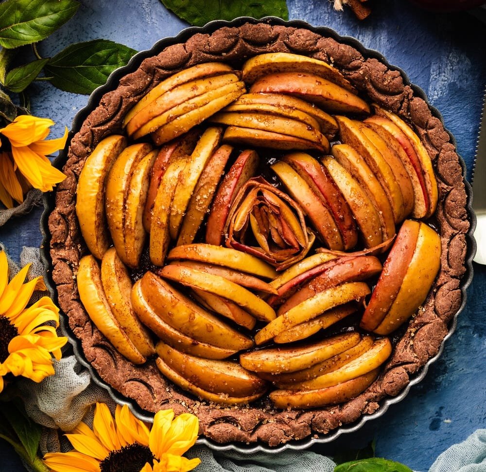 15 Apple Desserts to Serve at Your Rosh Hashanah Dinner for a Sweet Beginning to the New Year – One Green Planet