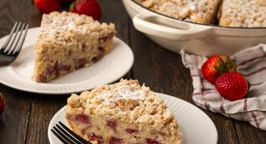 Strawberry Buckle | Cookies and Cups