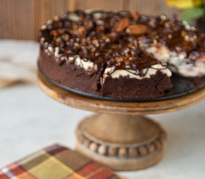 No-Bake Low-Carb Keto Pecan Caramel Turtle Cheesecake