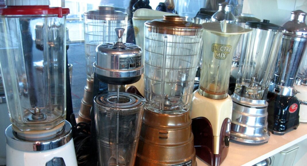 7 Blender Recipes to Make This Holiday Season Easy! – One Green Planet