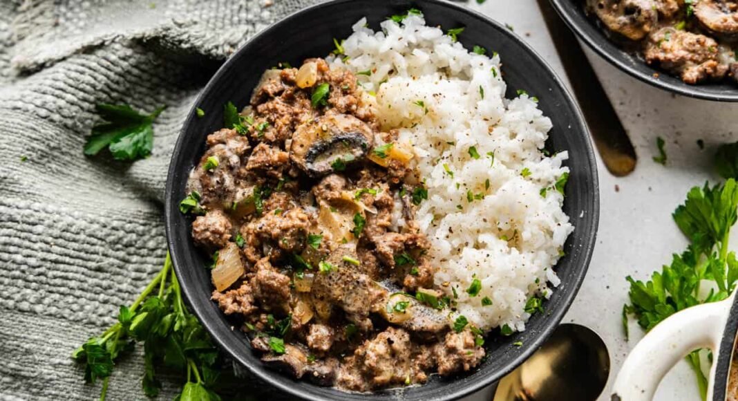 Ground Beef Stroganoff and Rice