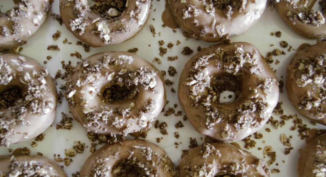 15 Doughnuts to Glaze Over for #NationalGlazedDoughnutDay – One Green Planet