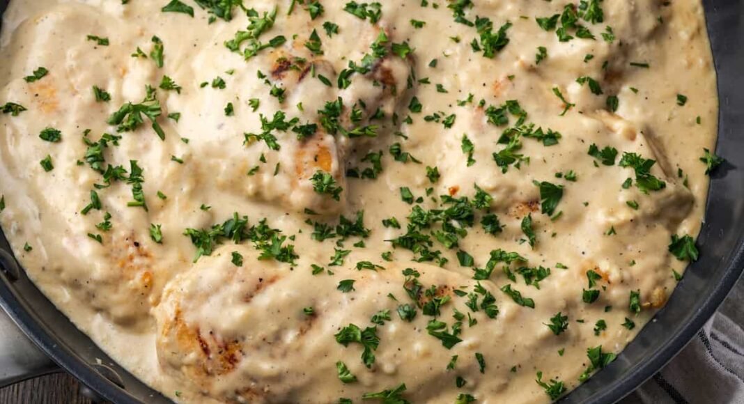 Garlic Parmesan Chicken | Cookies & Cups