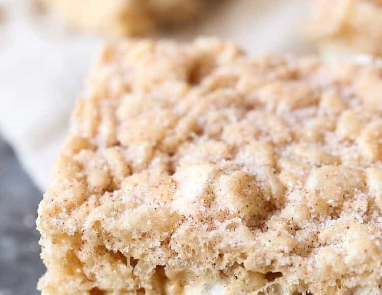 Snickerdoodle Rice Krispie Treats | Cookies and Cups