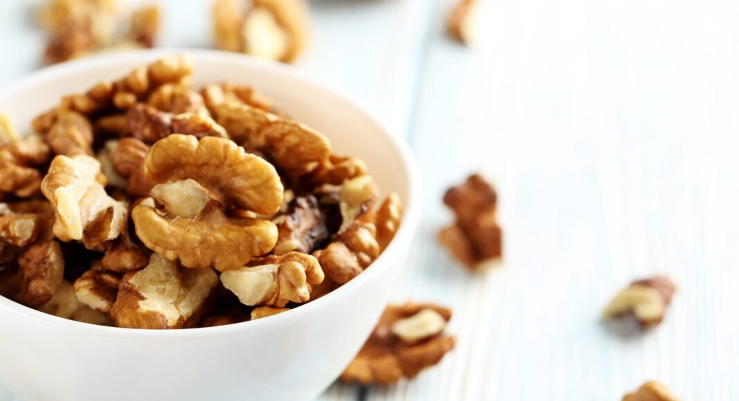 Walnuts at Breakfast Enhance Brain Function, Study Shows – One Green Planet