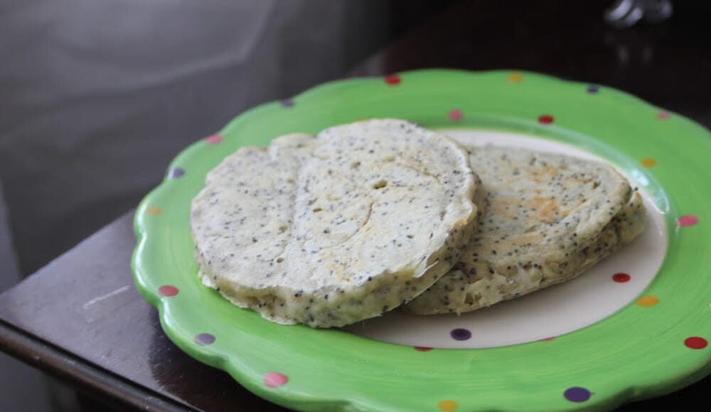 Zesty Lemon Poppyseed Pancakes [Vegan] – One Green Planet