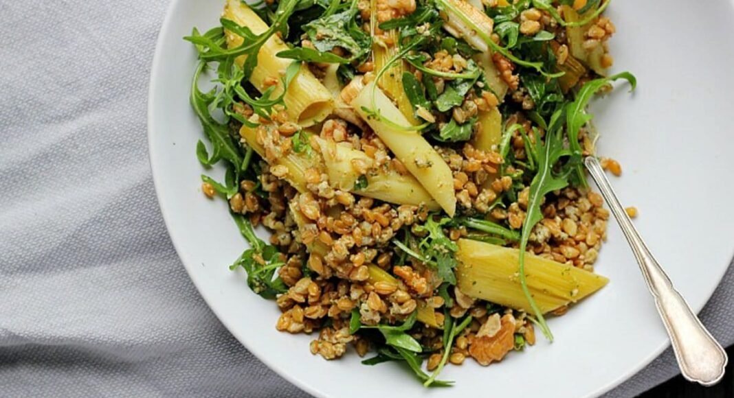 10 Ways to Use Farro in Recipes – One Green Planet