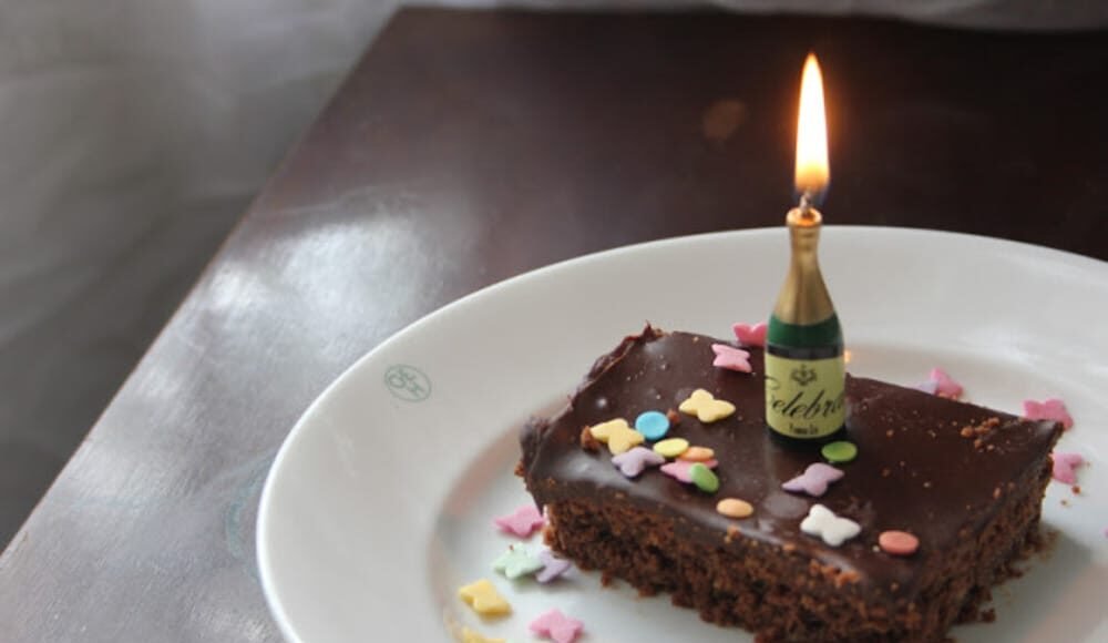 10 Exquisite Vegan Birthday Cakes