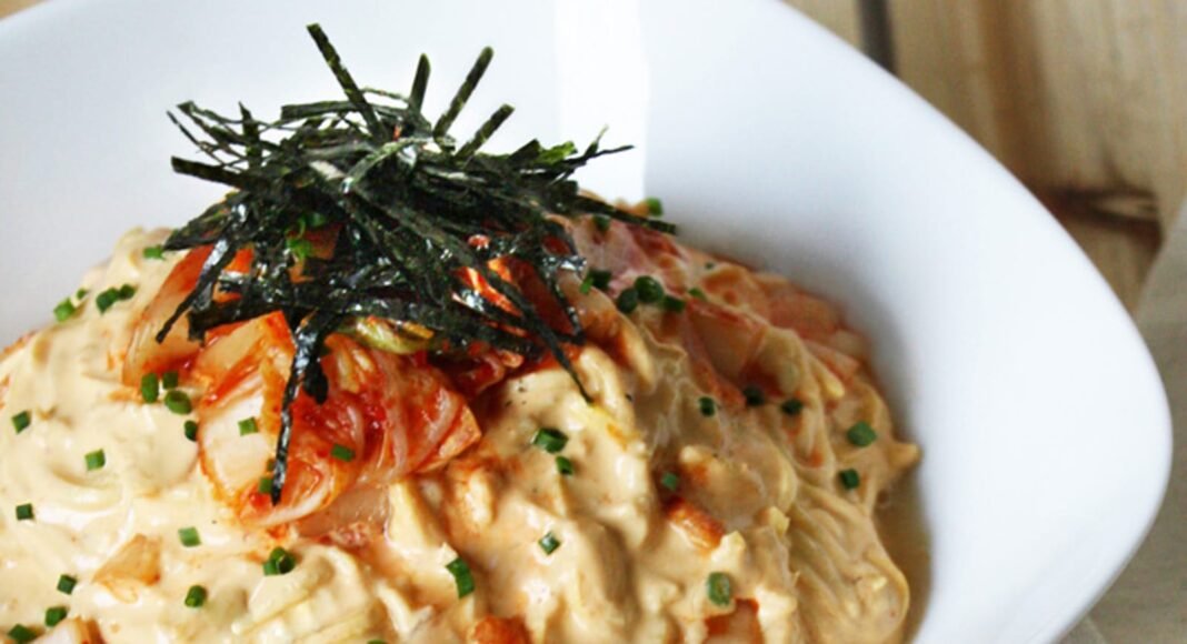 Creamy Kimchi Zucchini Pasta