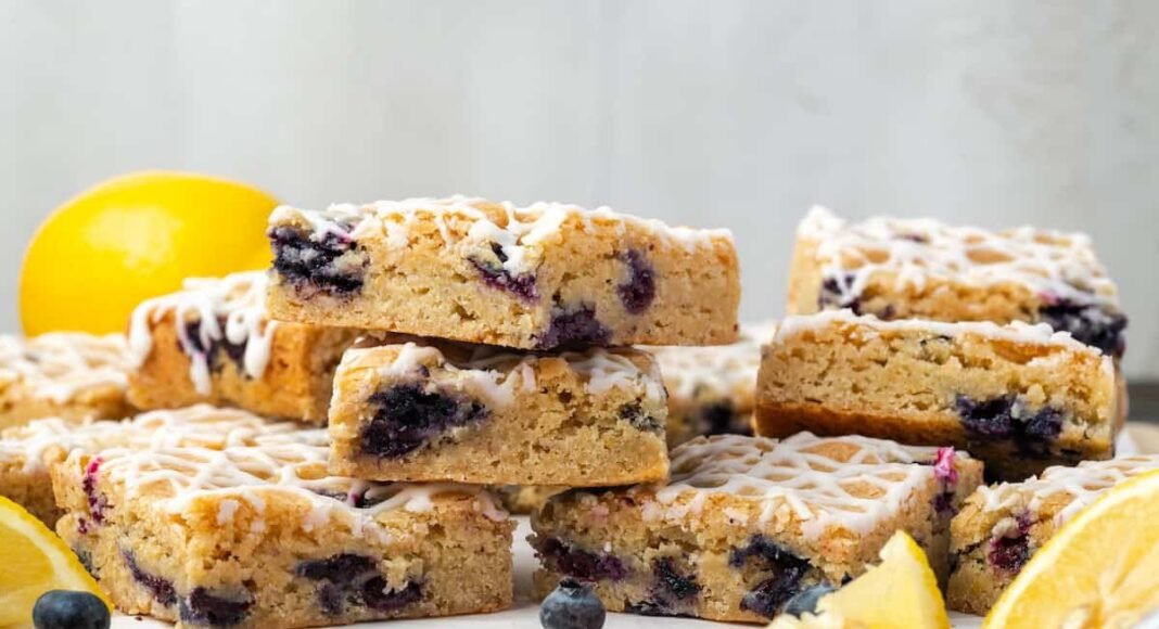 Lemon Blueberry Blondies | Cookies & Cups