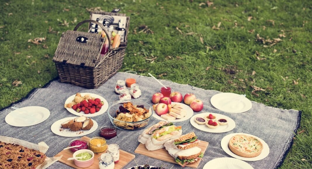 15 Mouthwatering Plant-Based Recipes That Will Make Your Next Picnic Unforgettable! – One Green Planet