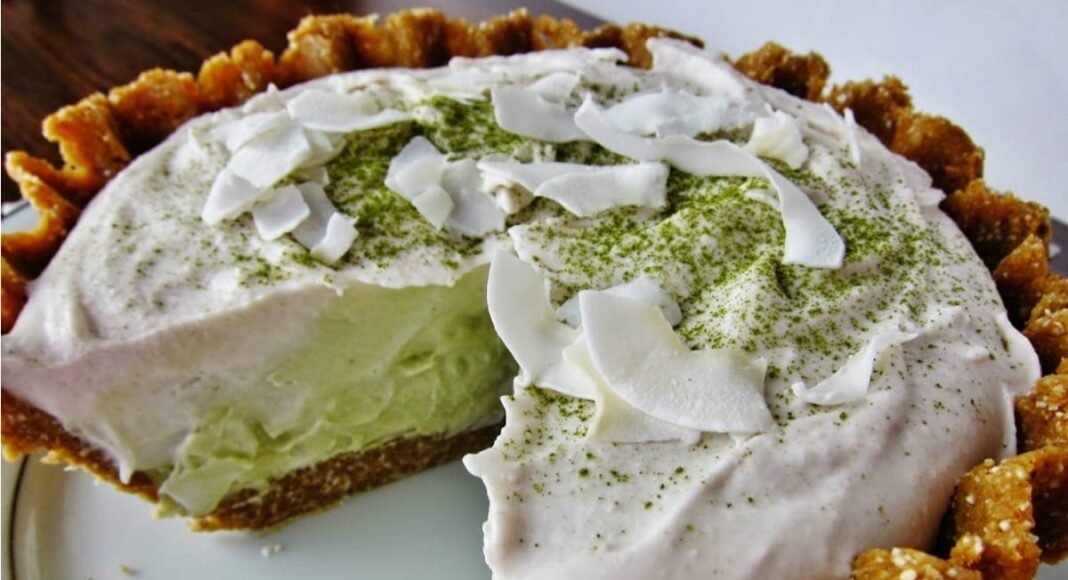 Raw Matcha Coconut Cream Pie [Vegan, Gluten-Free]