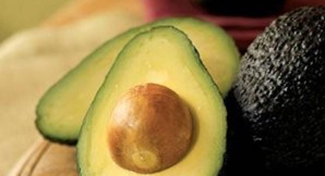 Fastest Ways to Cut, Pit, Ripen, and Save Avocados! [Video] – One Green Planet