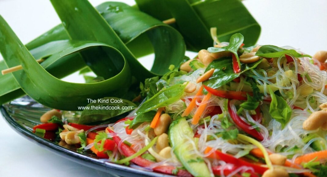 Crunchy Vietnamese Vermicelli Salad [Vegan] – One Green Planet