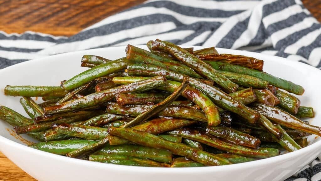 Sriracha Honey Roasted Green Beans