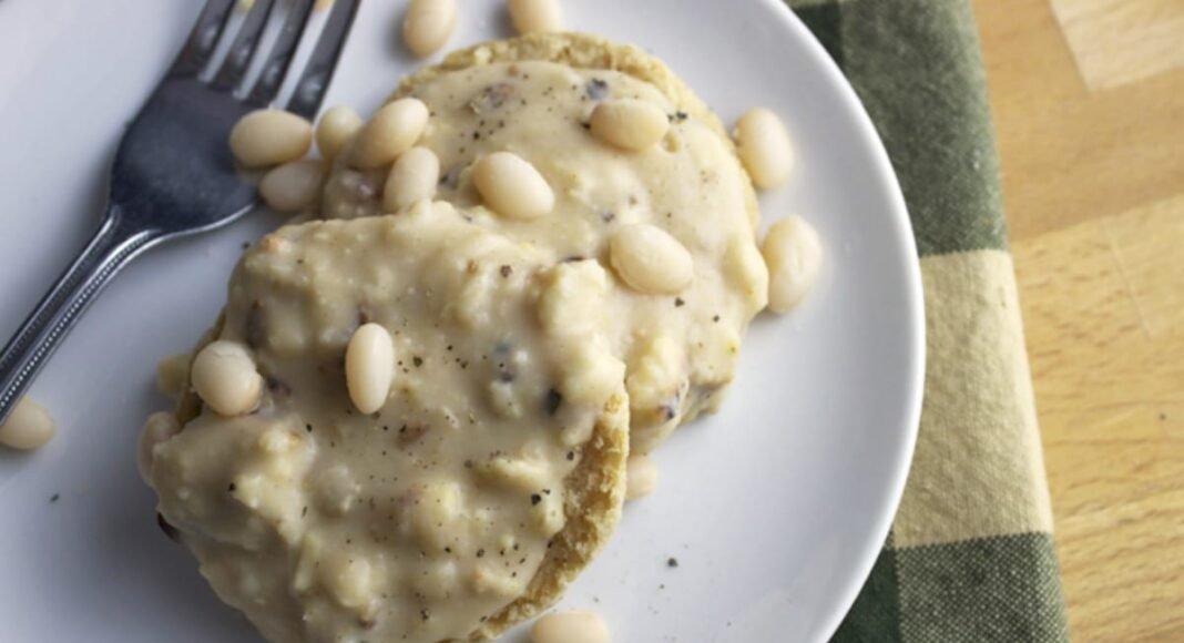15 Vegan Biscuits and Gravy Recipes You Need to Try Now! – One Green Planet