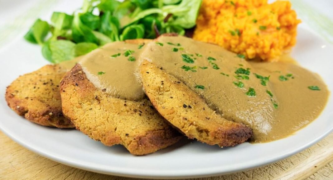 15 Vegan Thanksgiving Dishes Perfectly Paired with Gravy! – One Green Planet
