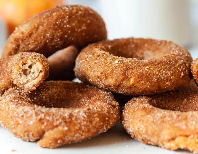 Warm Up This Holiday with 12 Apple Cider Flavored Delights! – One Green Planet