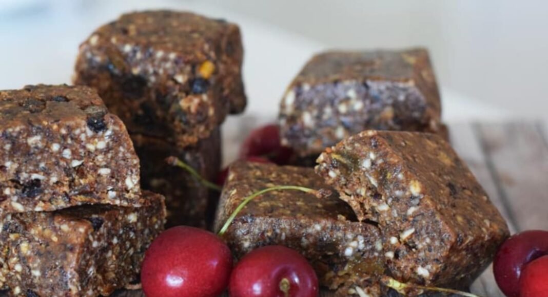 Christmas Fruit Cake [Raw, Vegan, Gluten-Free] – One Green Planet