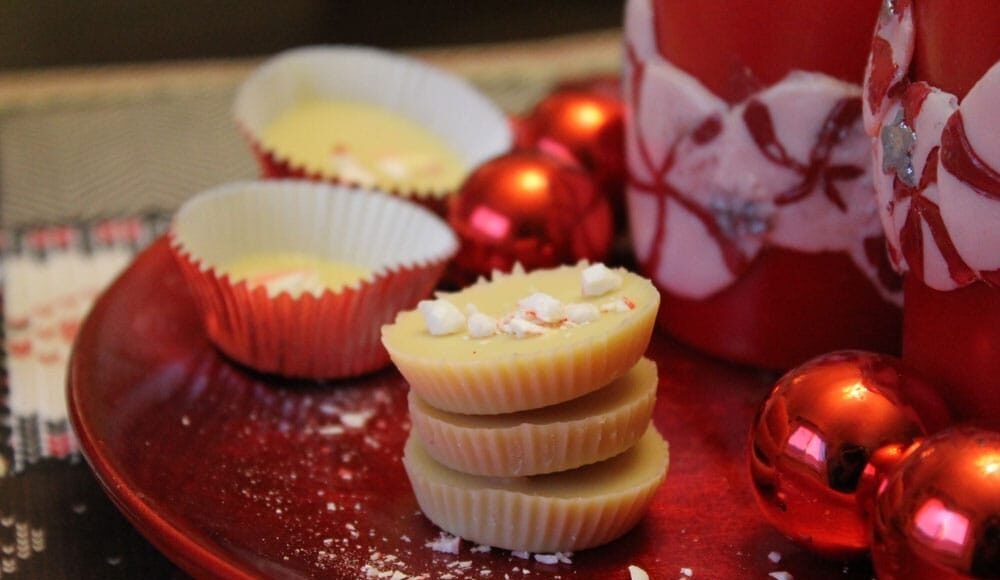 White Chocolate Candy Cane Cups [Vegan] – One Green Planet